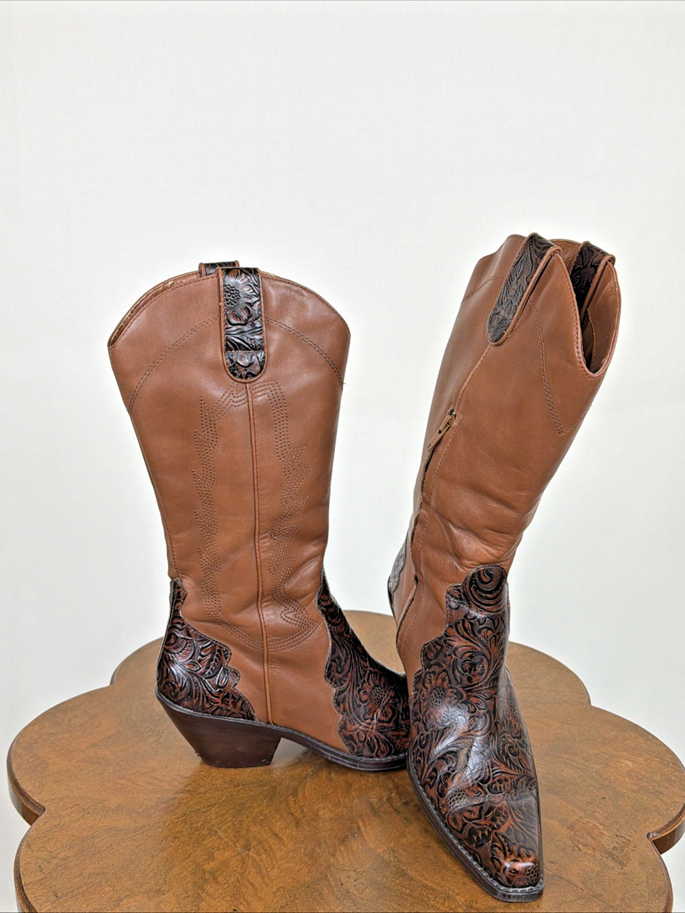 Coldwater Creek Vintage Leather Women's Boots 2 Tone Ladies Western Zip Size 7